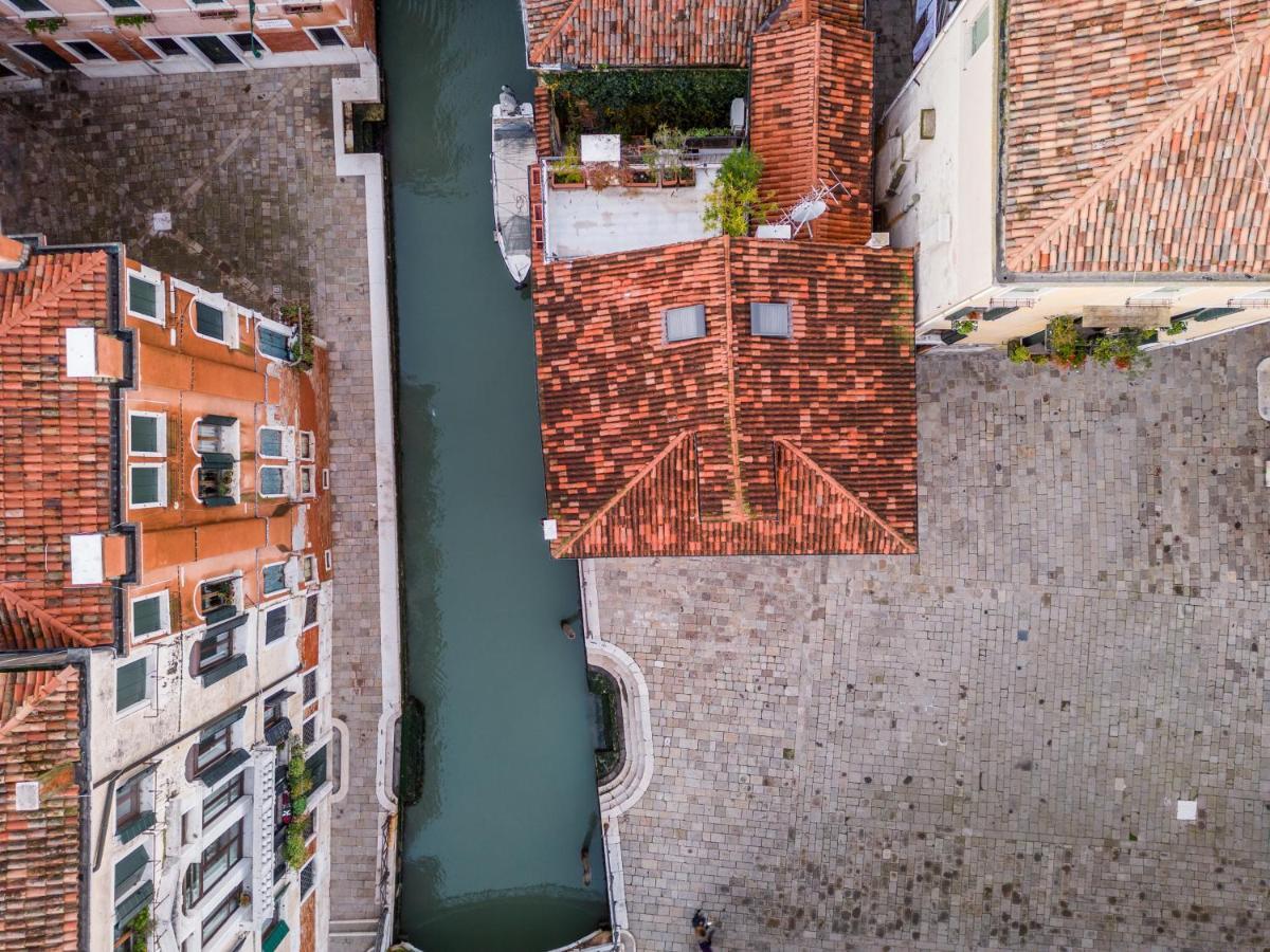 Ferienwohnung Garden Mansion With Private Mooring R&R Venedig Exterior foto