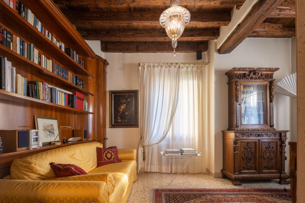 Ferienwohnung Garden Mansion With Private Mooring R&R Venedig Exterior foto