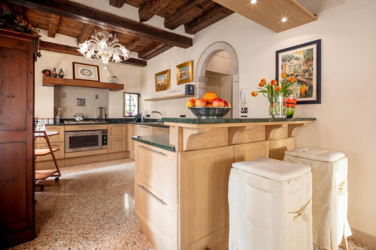 Ferienwohnung Garden Mansion With Private Mooring R&R Venedig Exterior foto